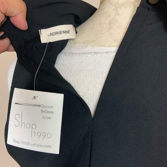 Adrienne Sleeveless Top w/ Cutout Black Size L - Picture 10 of 12